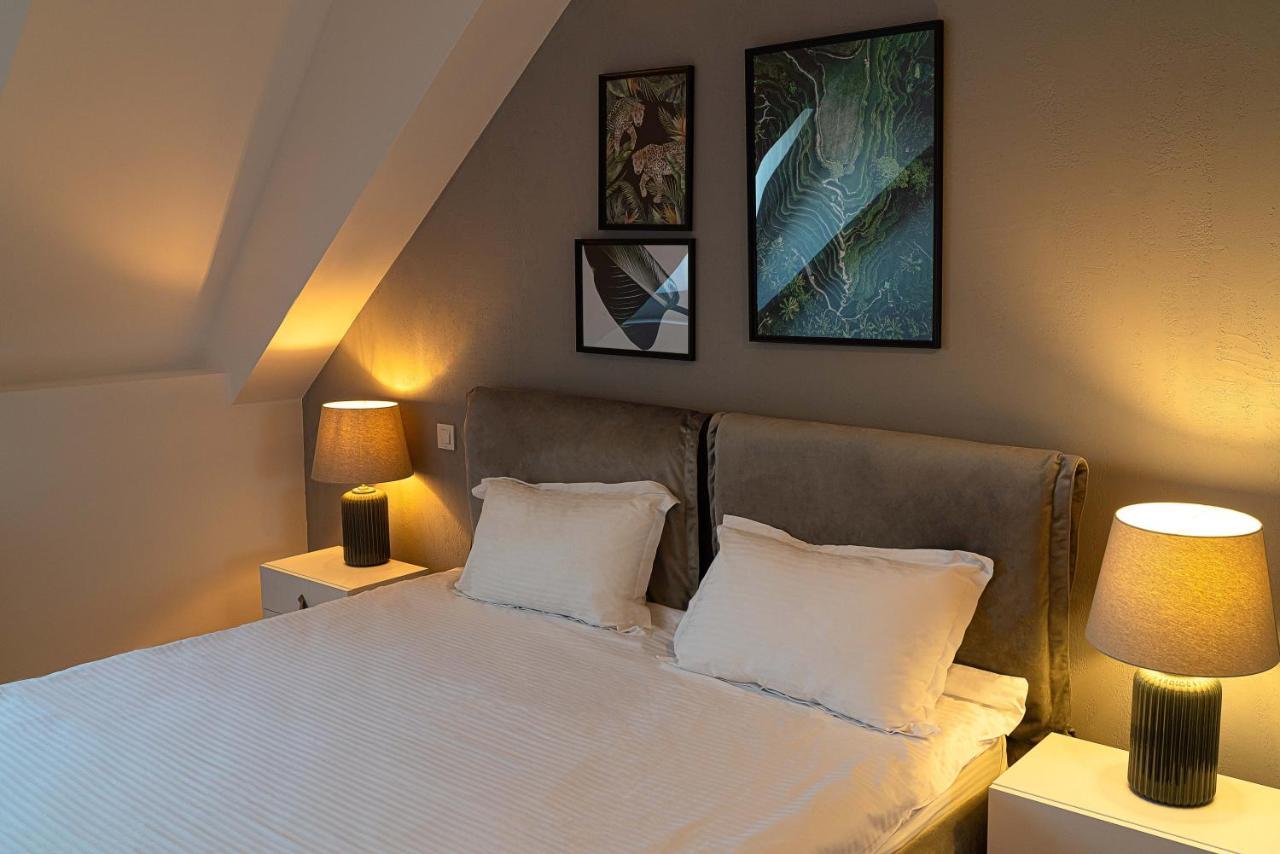 Urban Oasis Apartments With Parking Bukarest Exterior foto