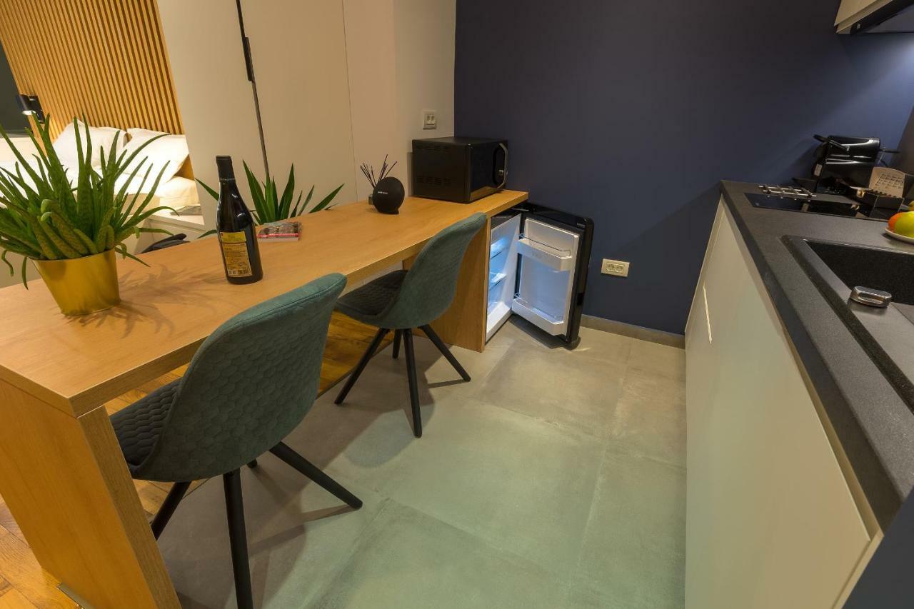 Urban Oasis Apartments With Parking Bukarest Exterior foto
